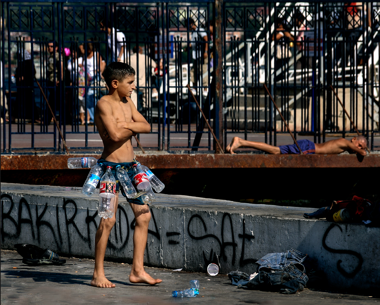 Aprenent de nedador. Istambul (Miquel Calvet). Seleccionada fotografia de carrer